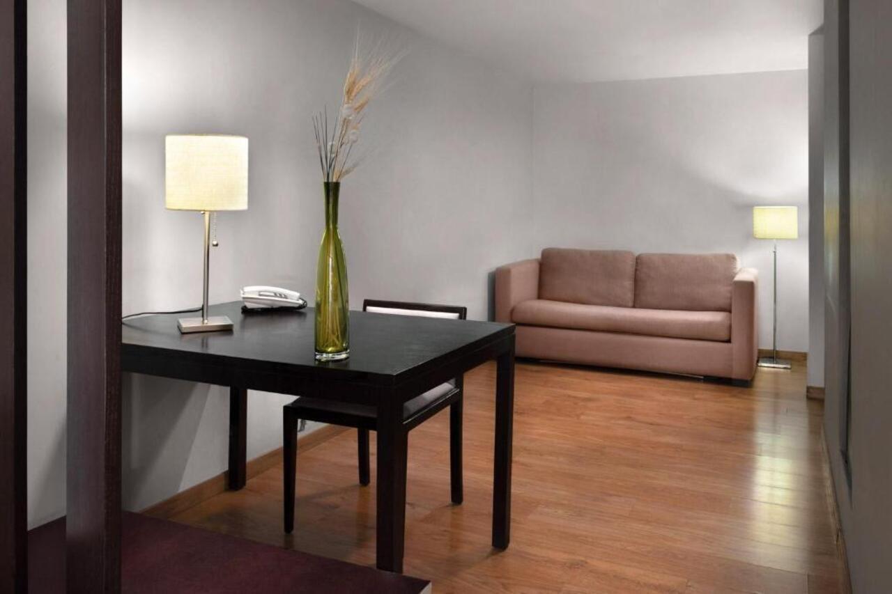 Exe Suites Reforma Mexico-stad Buitenkant foto